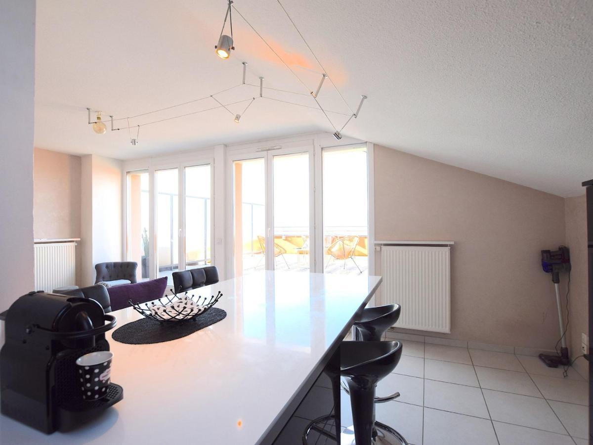 Spacieux Appartement Avec Terrasse, Animaux Admis Et Parking - Fr-1-498-69 에비앙레스벵즈 외부 사진
