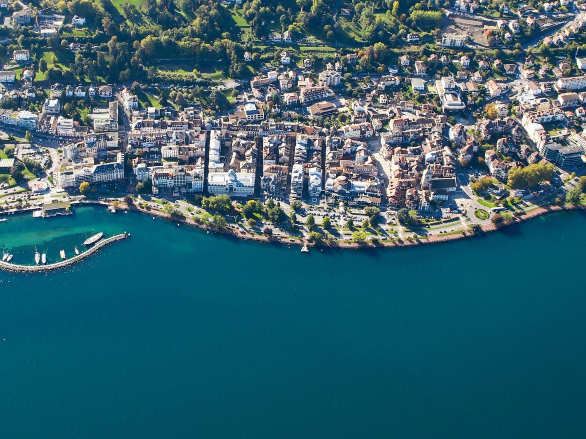 Spacieux Appartement Avec Terrasse, Animaux Admis Et Parking - Fr-1-498-69 에비앙레스벵즈 외부 사진